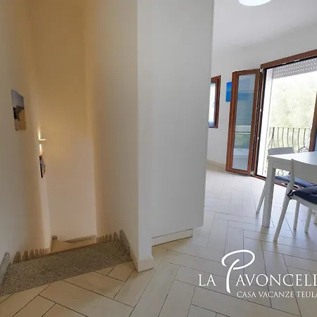 Vacanze La Pavoncella Apartman *